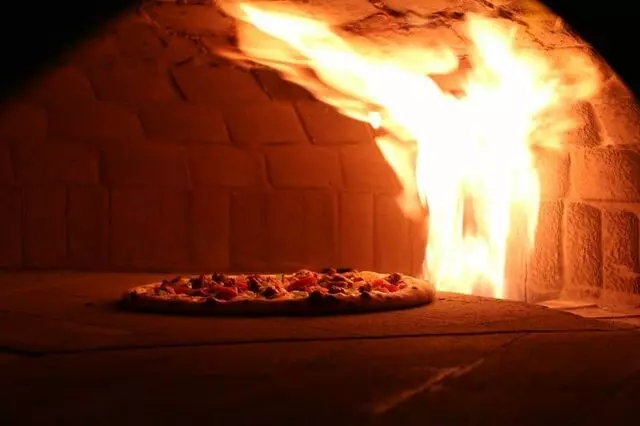 1000 Degrees Neapolitan Pizzeria
