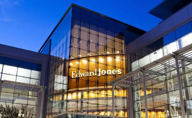 Aaron M Stark - Edward Jones