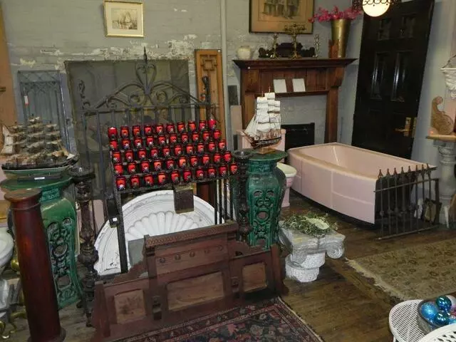 Architectural Artifacts